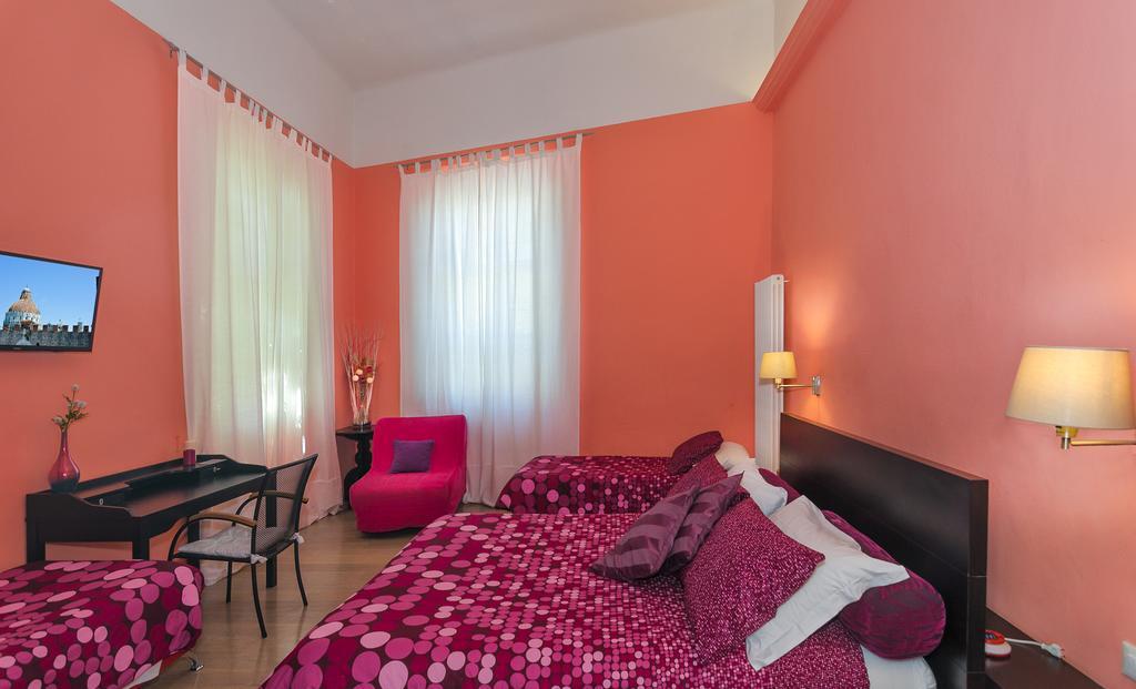 B&B 4 Rooms Pisa Bagian luar foto