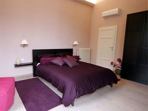 B&B 4 Rooms Pisa Bagian luar foto